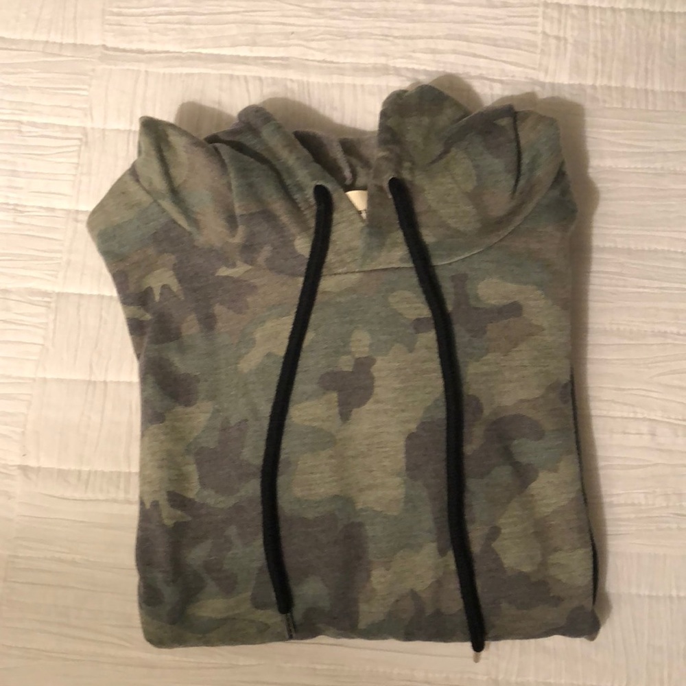 ARMY PRINT SWEATSHIRT